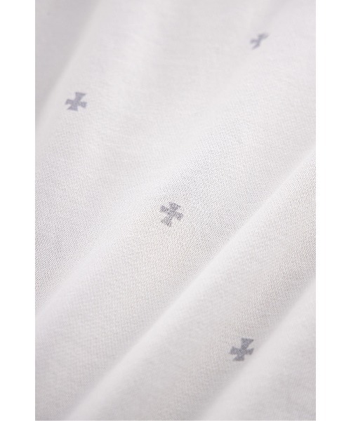 UNKNOWN LONDON（アンノウン・ロンドン）の「Tシャツ｜Tiny Cross Glitter Tee｜Unknown London（Tシャツ/カットソー・メンズ・ブラック/オフホワイト・SMALL/MEDIUM/LARGE/X-LARGE）」の10枚目の写真