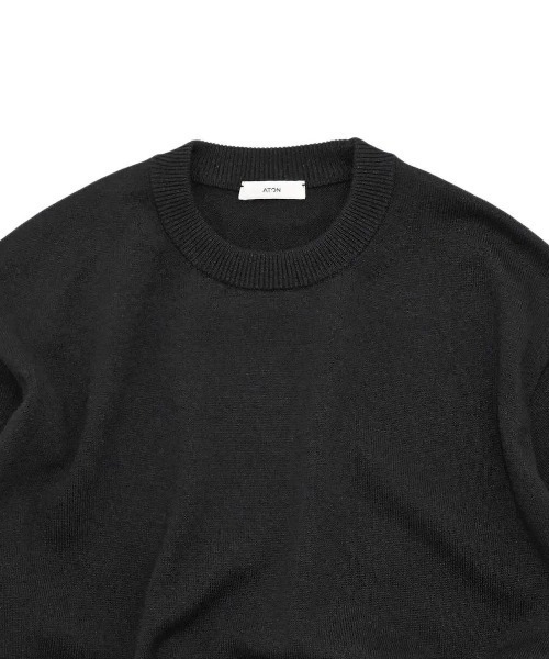 ATON(エイトン)の「【ATON】WOOL WASHI CREWNECK SWEATER(ニット/セーター・メンズ・ブラウン/ブラック・6/4)」の5枚目の写真