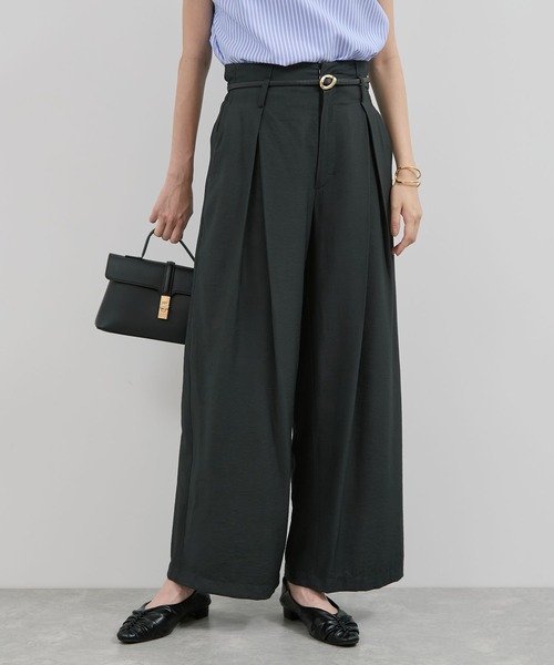 VIS（ビス）の「ボックスタックリラックスパンツ（その他パンツ・レディース・ベージュ/チャコールグレー・FREE）」の2枚目の写真