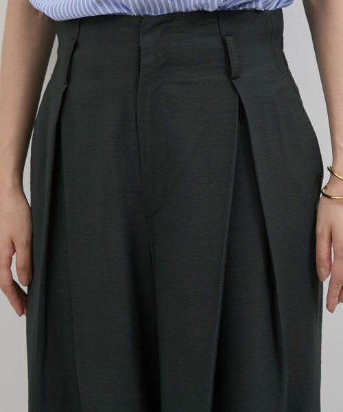 VIS（ビス）の「ボックスタックリラックスパンツ（その他パンツ・レディース・ベージュ/チャコールグレー・FREE）」の11枚目の写真