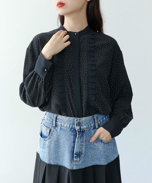 Cepica（セピカ）の「フロントプリーツドットブラウス（シャツ/ブラウス・レディース・ホワイト/ブラック・FREE）」の2枚目の写真