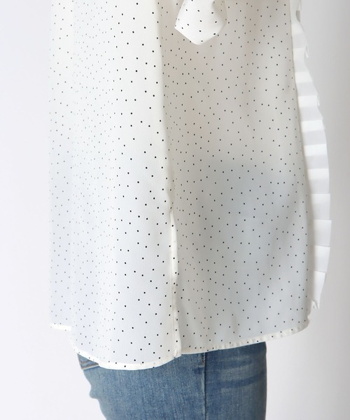 Cepica（セピカ）の「フロントプリーツドットブラウス（シャツ/ブラウス・レディース・ホワイト/ブラック・FREE）」の7枚目の写真