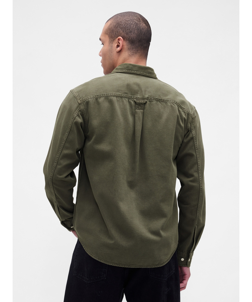 GAP（ギャップ）の「ウルトラソフトデニム リラックスシャツ（シャツ/ブラウス・メンズ・ブラック/カーキ/レッド系その他/インディゴブルー・XS/S/M/L/XL）」の9枚目の写真