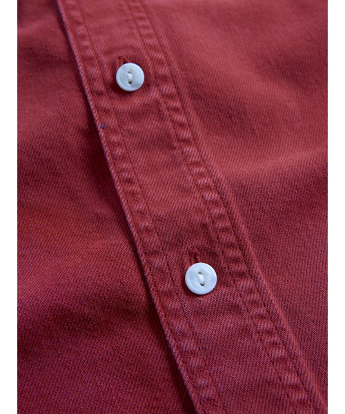 GAP（ギャップ）の「ウルトラソフトデニム リラックスシャツ（シャツ/ブラウス・メンズ・ブラック/カーキ/レッド系その他/インディゴブルー・XS/S/M/L/XL）」の15枚目の写真