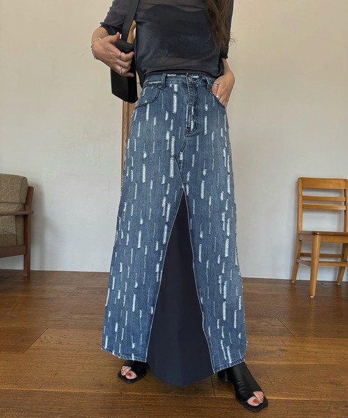 WILLFULLY(ウィルフリー)の「placement design cut denim SK(デニムスカート・レディース・ライトブルー/インディゴブルー・S/M)」の2枚目の写真