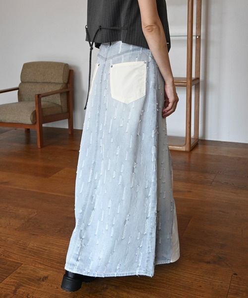 WILLFULLY(ウィルフリー)の「placement design cut denim SK(デニムスカート・レディース・ライトブルー/インディゴブルー・S/M)」の19枚目の写真