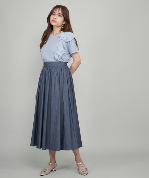 QUEENS COURT(クイーンズコート)の「ダンガリーデニムギャザーフレアスカート≪手洗い可能≫(スカート・レディース・ネイビー/ライトブルー・M)」の18枚目の写真