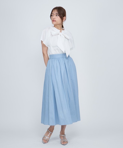 QUEENS COURT(クイーンズコート)の「ダンガリーデニムギャザーフレアスカート≪手洗い可能≫(スカート・レディース・ネイビー/ライトブルー・M)」の9枚目の写真