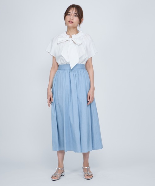 QUEENS COURT(クイーンズコート)の「ダンガリーデニムギャザーフレアスカート≪手洗い可能≫(スカート・レディース・ネイビー/ライトブルー・M)」の10枚目の写真