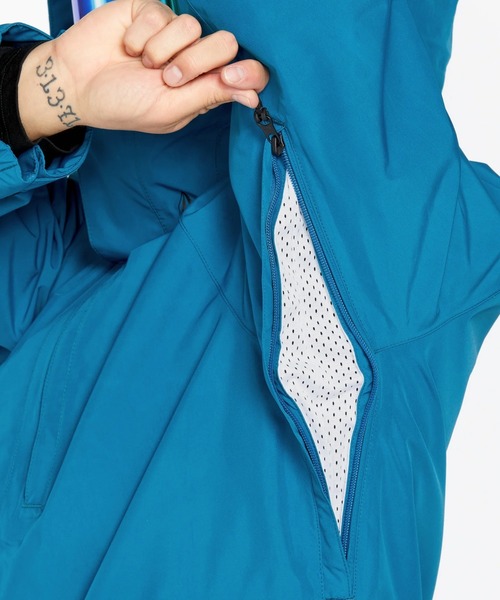 VOLCOM(ボルコム)の「【VOLCOM/ボルコム】 Mens Dua Insulated Gore Jacket /ゴアテックススキースノーボードジャケット(マウンテンパーカー・メンズ・ブラック/ライトブルー/レッド系その他/ベージュ系その他/レッド・SMALL/LARGE/MEDIUM/X-SMALL)」の14枚目の写真