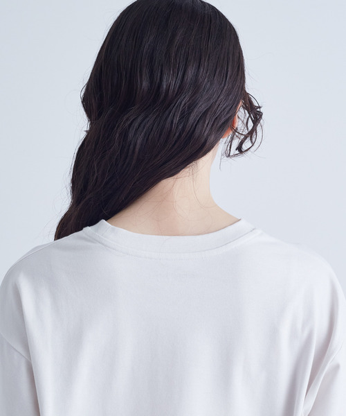 conges payes ADIEU TRISTESSE（コンジェ ペイエ アデュートリステス）の「ichiro yamaguchi.ロングＴシャツ（Tシャツ/カットソー・レディース・ライトグレー/ブルーグレー・FREE）」の10枚目の写真