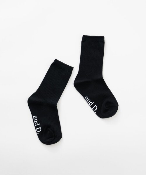 and D. petit main（アンドディープティマイン）の「【365D.】デイリーカラーソックス/靴下（ソックス/靴下・キッズ・ブルー/ダークグリーン/チェリーピンク/ブラック/エメラルド/オレンジ系/ピンク・L/S/M）」の2枚目の写真