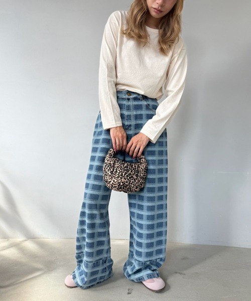 SANSeLF（サンセルフ）の「【SANSeLF】チェックデニム ワイドパンツ ストレートシルエット saw25a036（デニムパンツ・レディース・ブルー・FREE）」の2枚目の写真