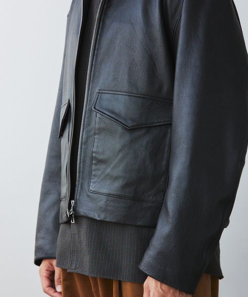 EDIFICE（エディフィス）の「LA BOUCLE (ラブークル) LAMB LEATHER FLIGHT ジャケット（ライダースジャケット・メンズ・ブラウン系その他/ブラック・3/2）」の12枚目の写真