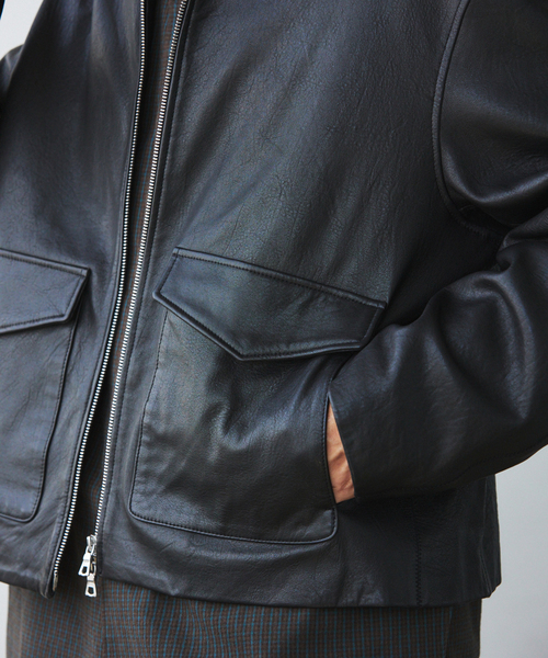 EDIFICE（エディフィス）の「LA BOUCLE (ラブークル) LAMB LEATHER FLIGHT ジャケット（ライダースジャケット・メンズ・ブラウン系その他/ブラック・3/2）」の13枚目の写真