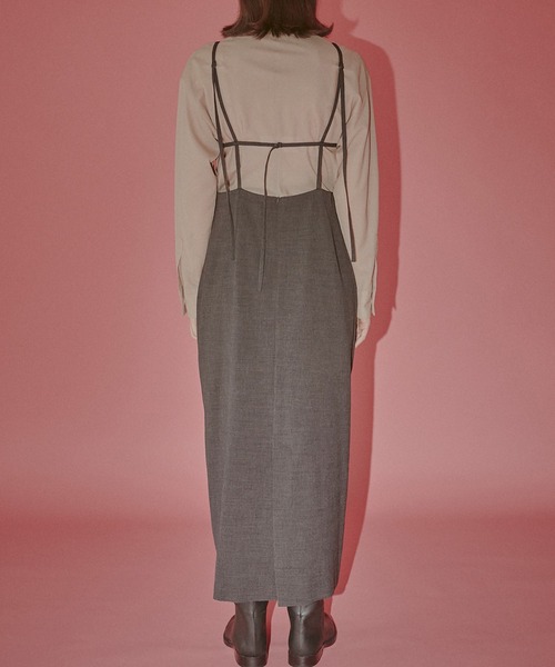 LE CIEL BLEU(ルシェルブルー)の「ストレートラインミニマリストジャンパードレス / Straight-line Minimalist Jumper Dress(ワンピース・レディース・チャコールグレー・38/36)」の6枚目の写真