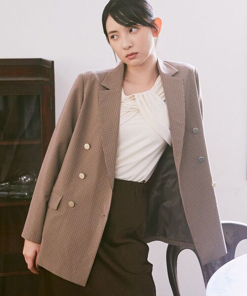 earth music&ecology（アースミュージックアンドエコロジー）の「【2025AW】リボンライクドレーププルオーバー（Tシャツ/カットソー・レディース・ブラウン/ブラック/アイボリー・FREE）」の17枚目の写真