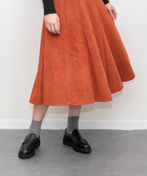 inter-chaussures（インターショシュール）の「【INTER-CHAUSSURES】ラウンドトウタンクソールローファー(I51634)（ローファー・レディース・ブラウン系その他/ブラック・37）」の6枚目の写真