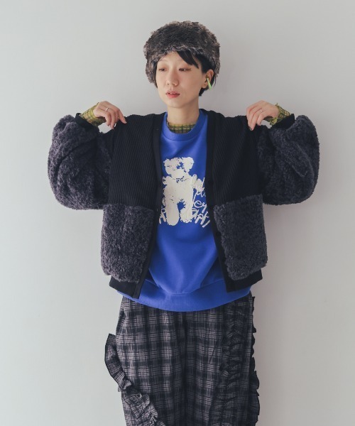 unica(ユニカ)の「もこもこニットカーディガン(カーディガン/ボレロ・レディース・レッド/ブラック/オフホワイト・F)」の3枚目の写真