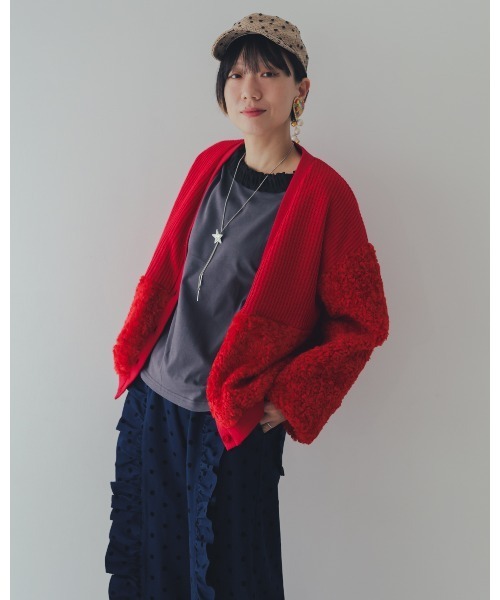 unica(ユニカ)の「もこもこニットカーディガン(カーディガン/ボレロ・レディース・レッド/ブラック/オフホワイト・F)」の7枚目の写真