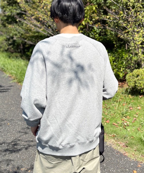 DISCUS(ディスカス)の「DISCUS(ディスカス)×GrandPARK(グランドパーク)別注USAコットンラグランスウェット(スウェット・メンズ・オートミール/ブラウン/ブラック/杢グレー・MEDIUM/LARGE)」の6枚目の写真