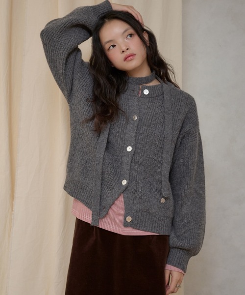 MUHET(ミュエータ)の「jacquard crew neck cardigan & choker set / 紐付きジャガードクルーネックカーディガン(カーディガン/ボレロ・レディース・チャコールグレー/アイボリー・FREE)」の15枚目の写真