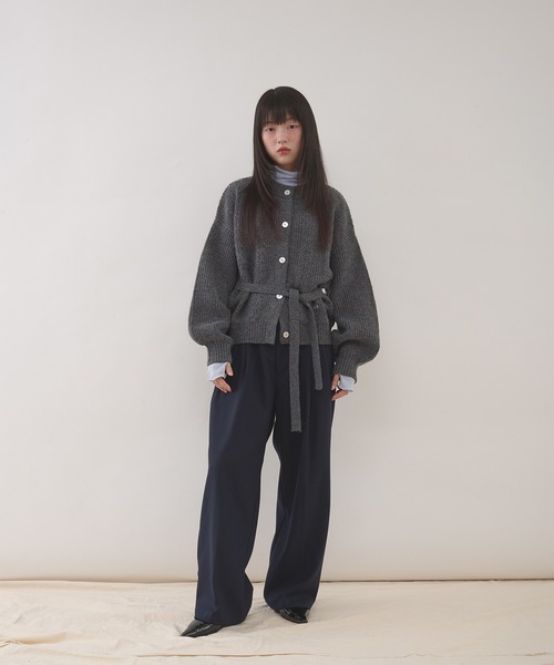 MUHET(ミュエータ)の「jacquard crew neck cardigan & choker set / 紐付きジャガードクルーネックカーディガン(カーディガン/ボレロ・レディース・チャコールグレー/アイボリー・FREE)」の10枚目の写真