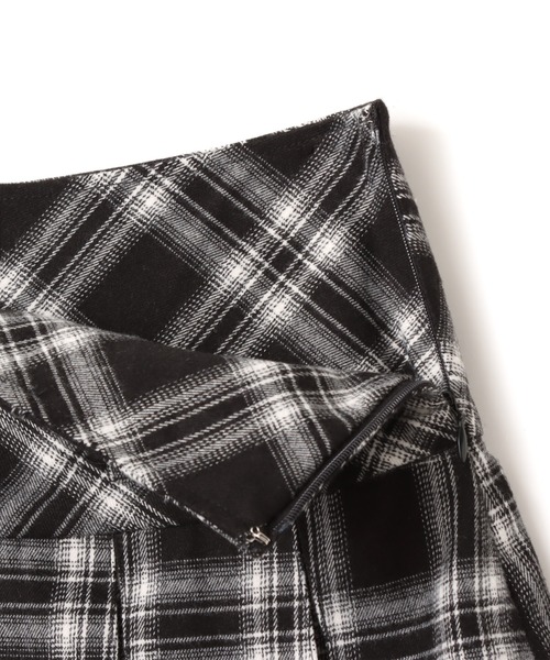 atmos pink（アトモスピンク）の「atmos pink Plaid Mini Skirt / アトモス ピンク プレイド ミニスカート（スカート・レディース・オレンジ/グリーン/ブラック・S/M）」の5枚目の写真