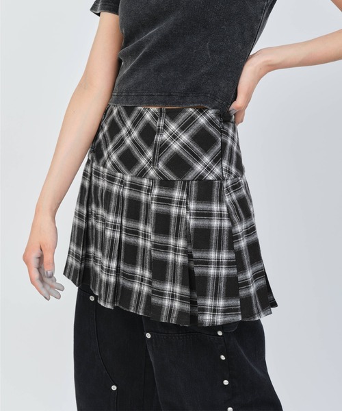 atmos pink（アトモスピンク）の「atmos pink Plaid Mini Skirt / アトモス ピンク プレイド ミニスカート（スカート・レディース・オレンジ/グリーン/ブラック・S/M）」の4枚目の写真