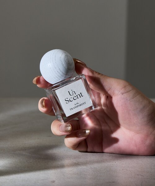 BIRTHDAY BAR(バースデイバー)の「≪ホワイトデーにもおすすめ!≫【UnScent アンセント】Eau de Toilette(香水・レディース・サンドベージュ/ホワイト・0)」の1枚目の写真