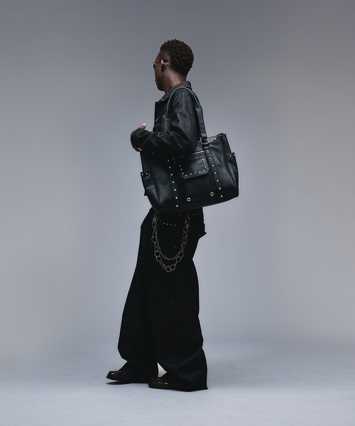 ANDER HUNK（アンダーハンク）の「Studs Design Boston Bag / スタッズ
