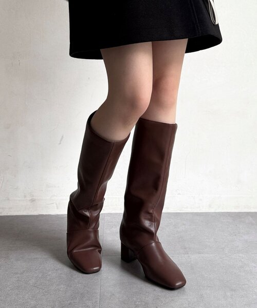 Chez toi(シェトワ)の「ワイドシャフトロングブーツ(ブーツ・レディース・ブラウン/ブラック・LARGE/MEDIUM)」の9枚目の写真