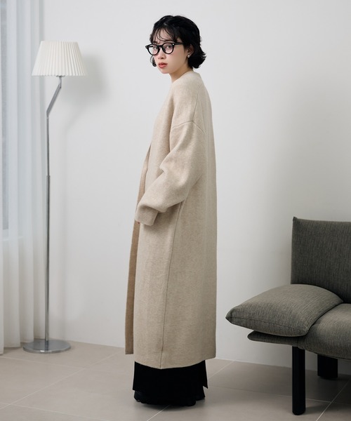 LAULEN(ローレン)の「no collar v neck long coat /ノーカラーVネックソフトロングコート(ノーカラーコート・レディース・ライトグレー/ダークグレー/オートミール/キャメル/ブラウン・FREE)」の11枚目の写真