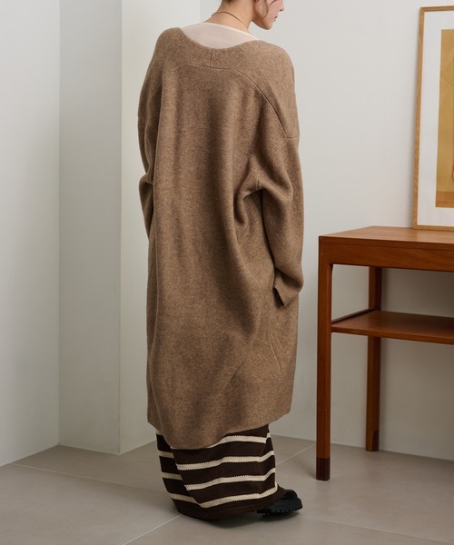 LAULEN(ローレン)の「no collar v neck long coat /ノーカラーVネックソフトロングコート(ノーカラーコート・レディース・ライトグレー/ダークグレー/オートミール/キャメル/ブラウン・FREE)」の19枚目の写真