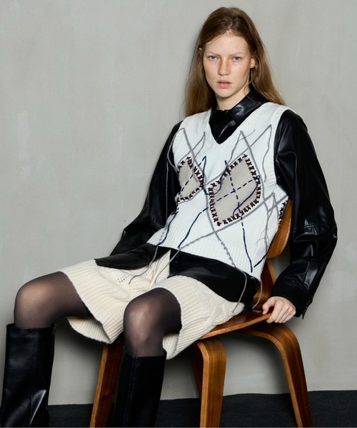 Pois ポワ knit vest ニットベスト ホワイト ポップアップ人気商品