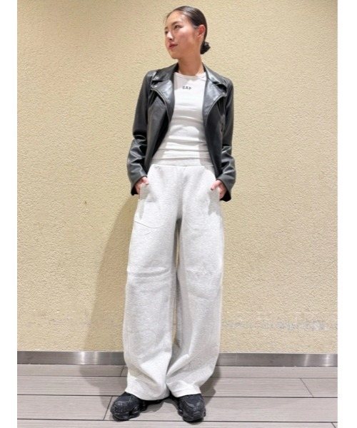 GAP（ギャップ）の「ヴィーガンレザー ライダースジャケット（ライダースジャケット・レディース・ブラック・XS/S/M/L/XXS）」の7枚目の写真