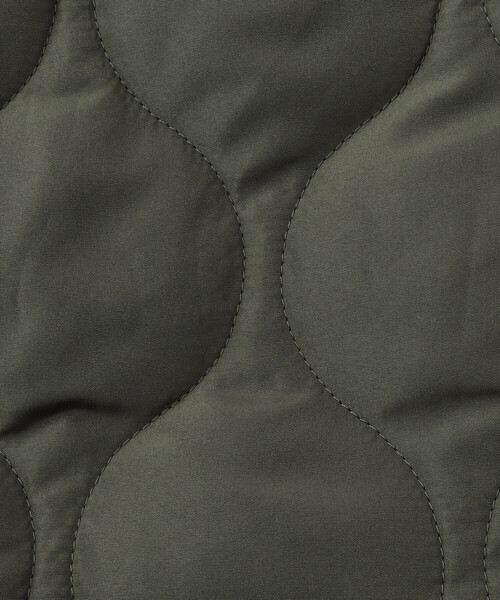 COMME CA ISM(コムサイズム)の「【オンライン限定カラー:ブラック】リバーシブル キルト×ボア ブルゾン(ベビーサイズ)(ブルゾン・キッズ・ネイビー/ブラック/カーキ・80-90cm)」の16枚目の写真