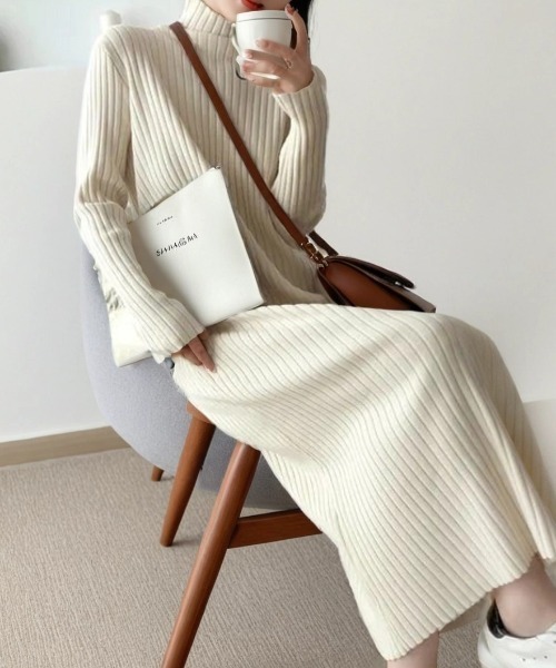 cammie(キャミー)の「ハイネックリブニットワンピース(ワンピース・レディース・アイボリー・F)」の1枚目の写真