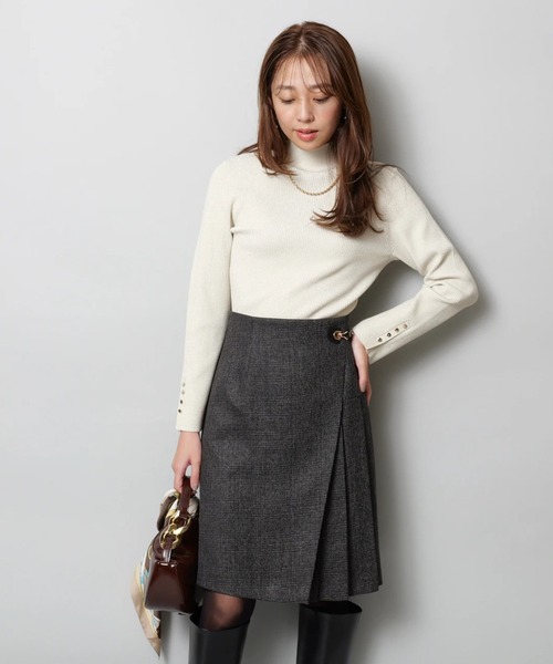 JUSGLITTY（ジャスグリッティー）の「サイドプリーツミニスカート（スカート・レディース・ブラウン/ブラック・0/1/2）」の3枚目の写真