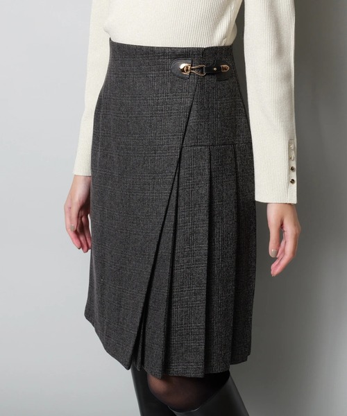 JUSGLITTY（ジャスグリッティー）の「サイドプリーツミニスカート（スカート・レディース・ブラウン/ブラック・0/1/2）」の8枚目の写真