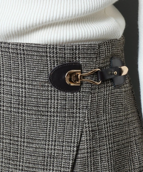 JUSGLITTY（ジャスグリッティー）の「サイドプリーツミニスカート（スカート・レディース・ブラウン/ブラック・0/1/2）」の18枚目の写真