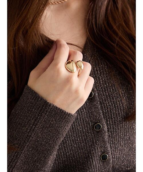 Te chichi（テチチ）の「ツインビーンリング(♯13)（ピアス（両耳用）・レディース・ゴールド・F）」の2枚目の写真