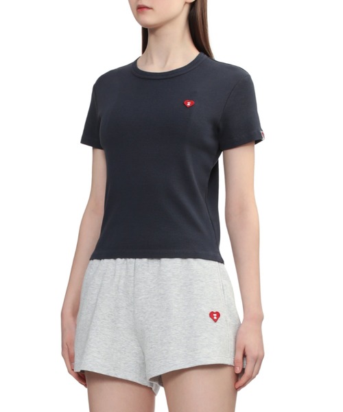 APEE BY A BATHING APE(エイピーバイアベイシングエイプ)の「HEART BADGE PIGMENT DYE RIB TEE(Tシャツ/カットソー・レディース・ネイビー/ブラウン・X-SMALL/SMALL)」の6枚目の写真
