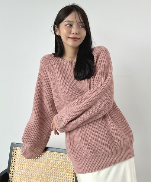 Futier land(フューティアランド)の「袖ボタンニットトップス(ニット/セーター・レディース・チャコールグレー/アイボリー/ブラウン/ピンク・FREE)」の17枚目の写真