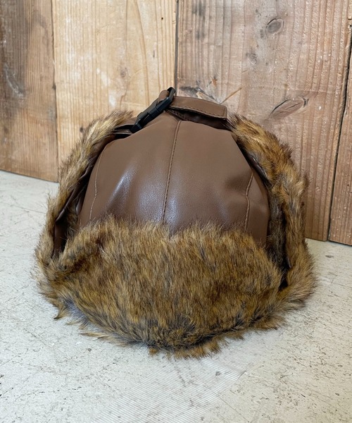 SPINNS（スピンズ）の「2WAY合皮フライトキャップ/防寒/耳当て付き/アビエーター/ユニセックス（キャップ・メンズ・ブラック/ブラウン・ONESIZE）」の4枚目の写真