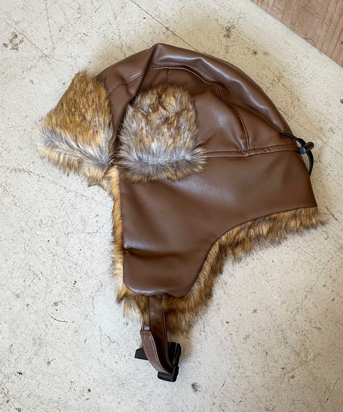 SPINNS（スピンズ）の「2WAY合皮フライトキャップ/防寒/耳当て付き/アビエーター/ユニセックス（キャップ・メンズ・ブラック/ブラウン・ONESIZE）」の5枚目の写真