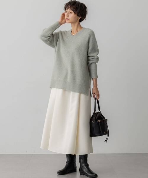 23区 L(ニジュウサンクオオキイサイズ)の「モヘヤミックススパングル Vネック ニット(ニット/セーター・レディース・ライトグリーン系/ピンク系/ライトグレー系・46/44)」の7枚目の写真