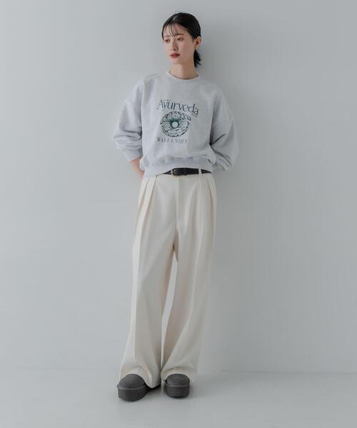 UGG(アグ)の「UGG ULTRA MINI PLATFORM(ブーツ・レディース・チャコールグレー/ブラック/キャメル・22/23/24/25)」の18枚目の写真