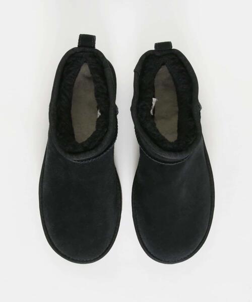 UGG(アグ)の「UGG ULTRA MINI PLATFORM(ブーツ・レディース・チャコールグレー/ブラック/キャメル・22/23/24/25)」の14枚目の写真
