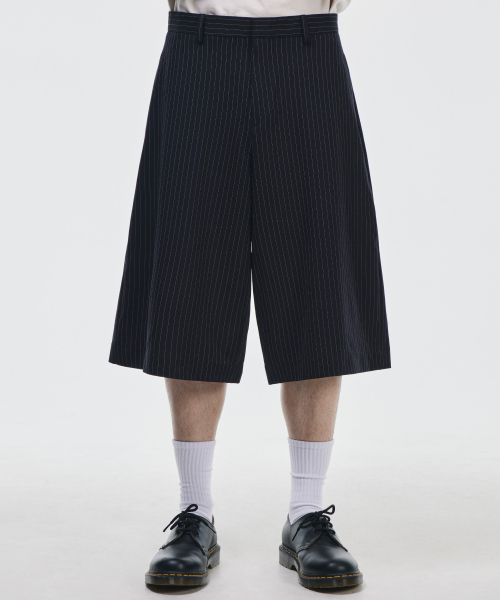 SIGNATURE（シグネチャ）の「ノータックワイドバミューダスラックス[ブラックストライプ]（その他パンツ・レディース・その他・SMALL/MEDIUM）」の7枚目の写真